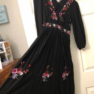 Long hippie style black and floral dress SZ M